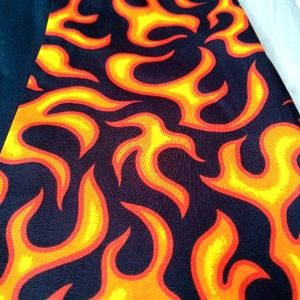 HUG THOSE CURVES! PRETTY Black w/ Orange flames